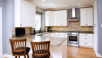 Traditional White Kitchen – MDF Paint Traditional White Kitchen – MDF Paint